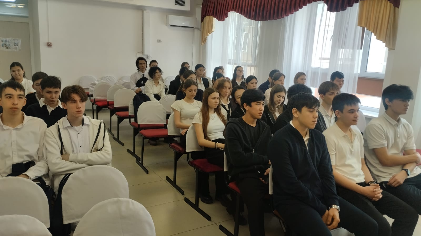 «Ілияс Жансүгіров атындағы Жетісу университеті» Құқық және экономика факультеті